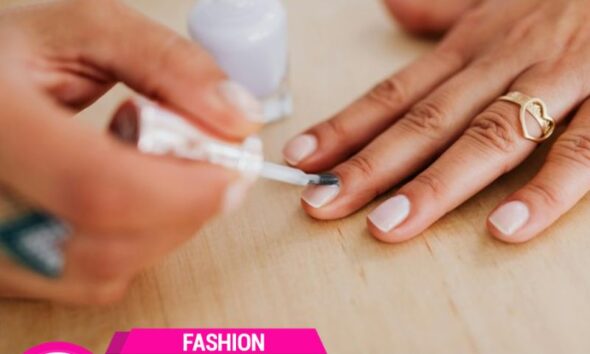Manicurist Approved! 5 Warna Kuteks Cantik untuk Kuku Pendek