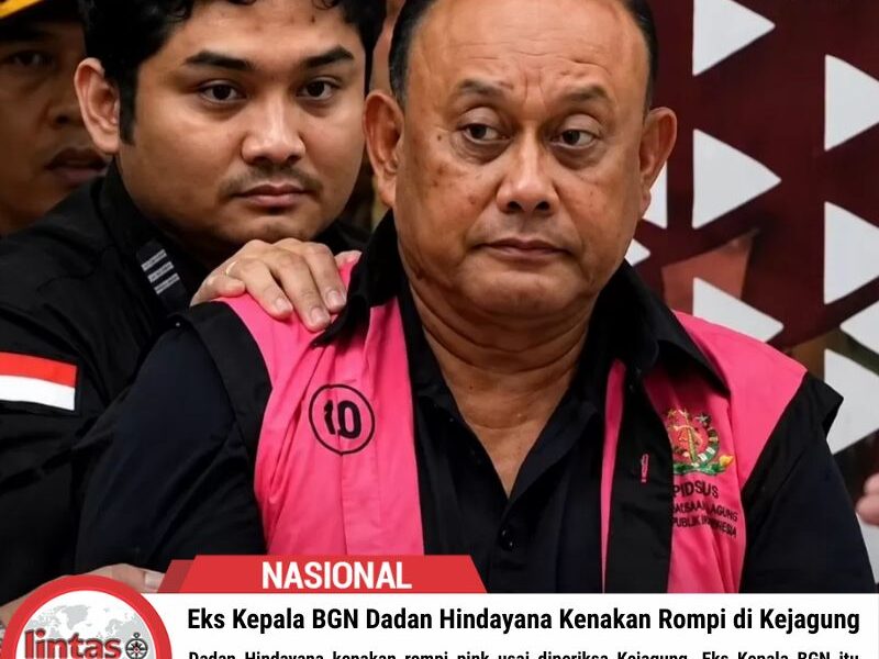 Dadan Hindayana Kenakan Rompi Pink Kejagung