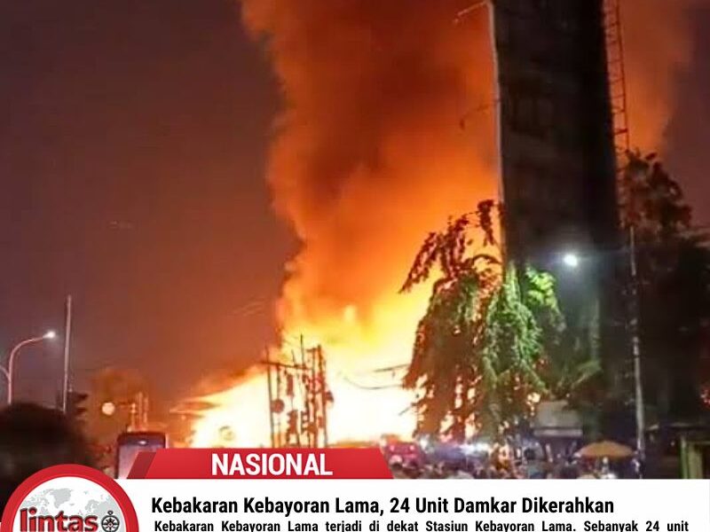 Kebakaran Kebayoran Lama, 24 Unit Damkar Dikerahkan
